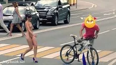 Play The pussy walks naked in public until she finds a man to fuck her