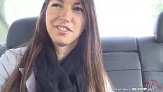 Redare Sex oral intr-o masina cu o studenta blonda