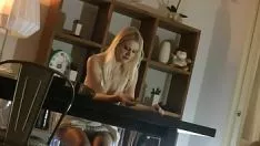 Jouer Belles filles qui veulent de l'attention sexuelle