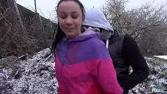Redare Întâlnirea surpriză a adolescentului înzăpezit: Andie Darling într-o aventură de muie în gât adânc