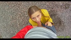 Redare Hardcore Teen Delight European: Păsărica lui Alice Marshall este arătată
